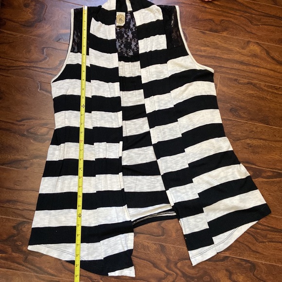 Beautiful striped open front cardigan in size M - Picture 12 of 13